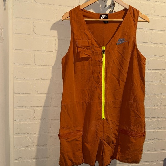 Nike romper Sportswear Icon Clash large rustic orange Zip Up Lightweight mesh - Picture 3 of 6